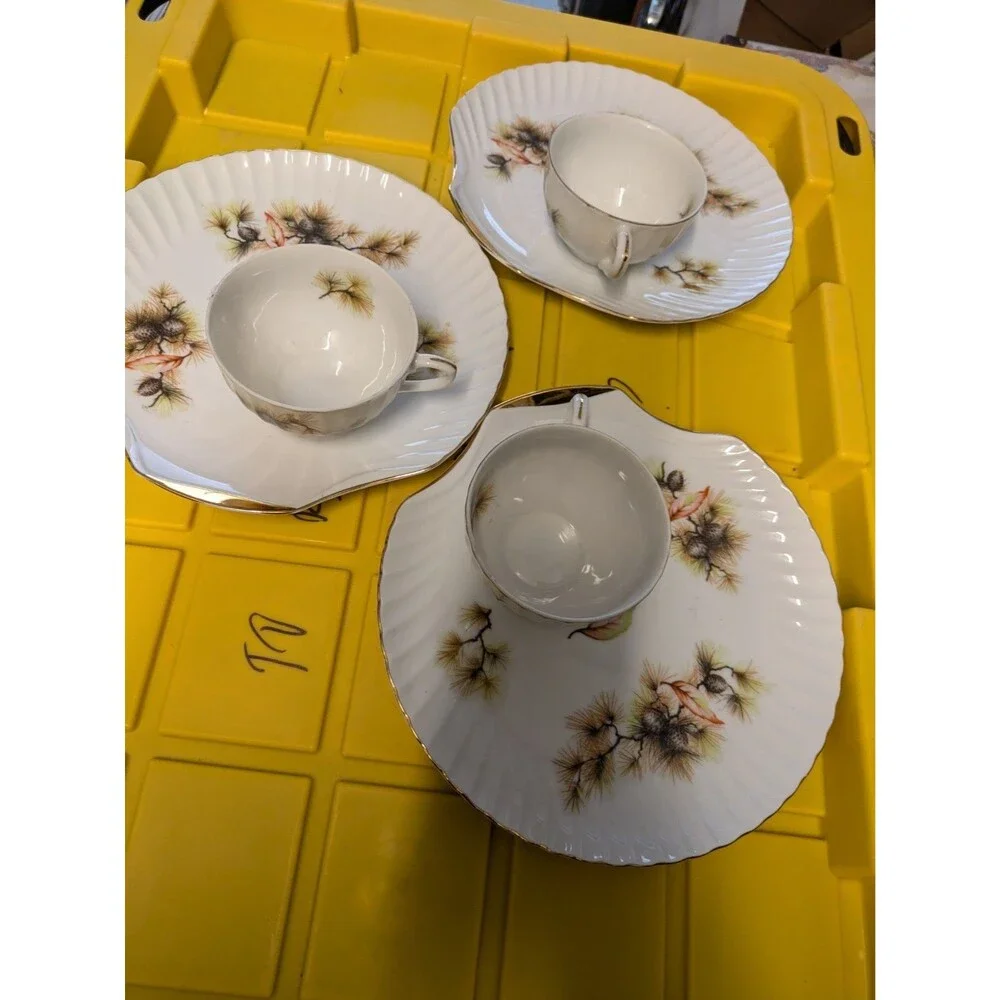 Vintage Japan Pine Needles And Cones, Shell Shaped Snack Plate &Tea Cup  3 Sets